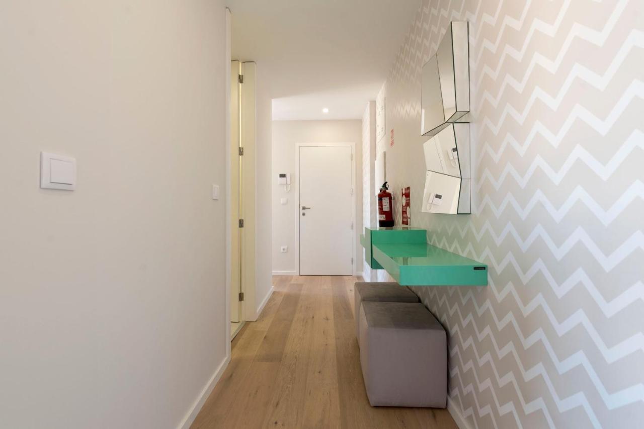Lovelystay - Trindade Cozy Apartment Porto Luaran gambar