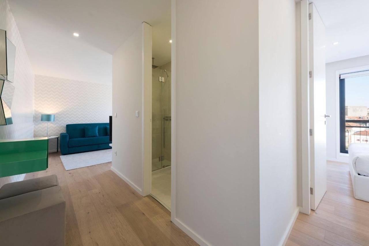Lovelystay - Trindade Cozy Apartment Porto Luaran gambar