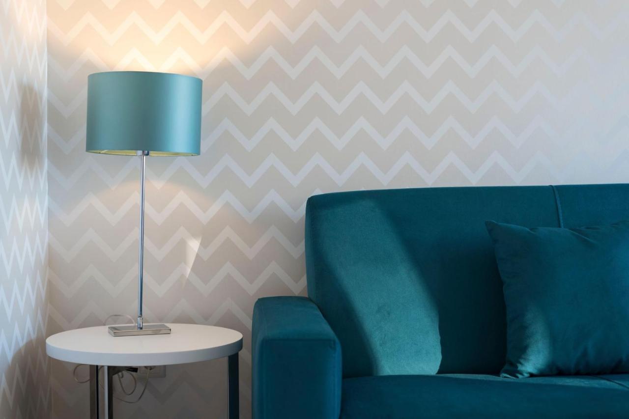 Lovelystay - Trindade Cozy Apartment Porto Luaran gambar